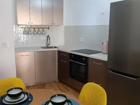 Sale, one bedroom apartment, 43m², Bečići, Budva - image 6