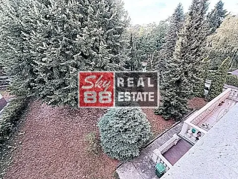 Rent, apartment, 210m², Savski Venac, Beograd - image 9