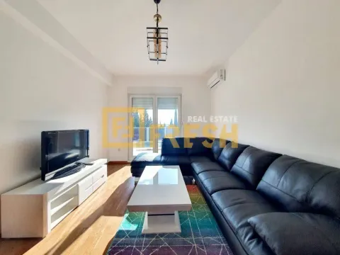 Izdavanje, trosoban stan, 88m², Zabjelo, Podgorica