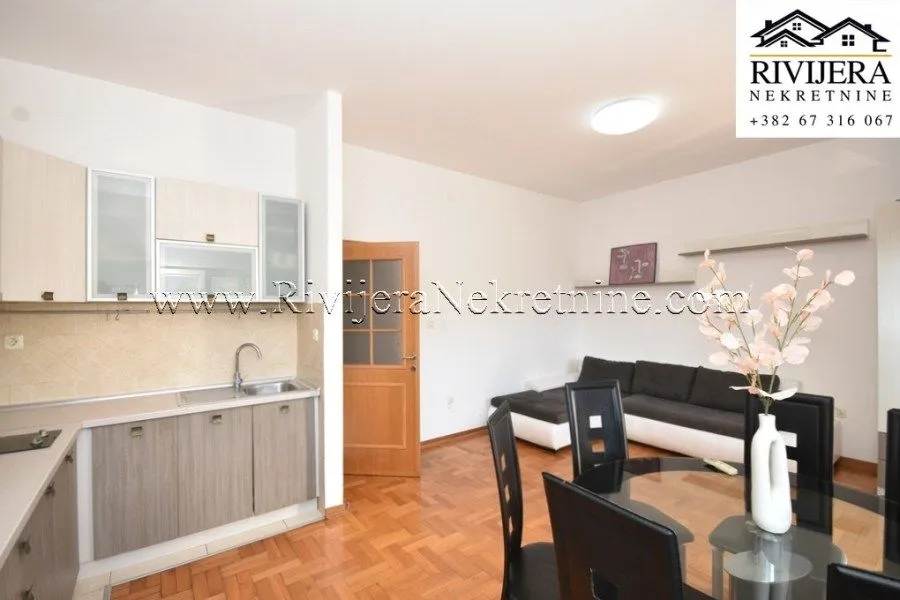 Prodaja, dvosoban stan, 68m², Đenovići, Herceg Novi