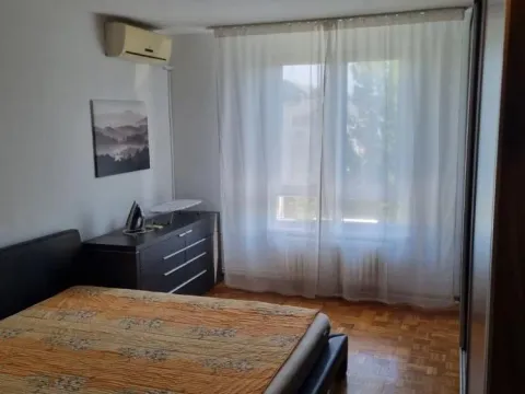 Izdavanje, trosoban stan, 84m², Novi Beograd Sve Podlokacije, Beograd - image 9