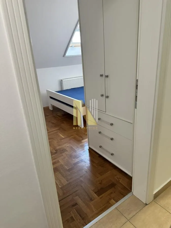 Prodaja, dvosoban stan, 43m², Sajmište, Novi Sad