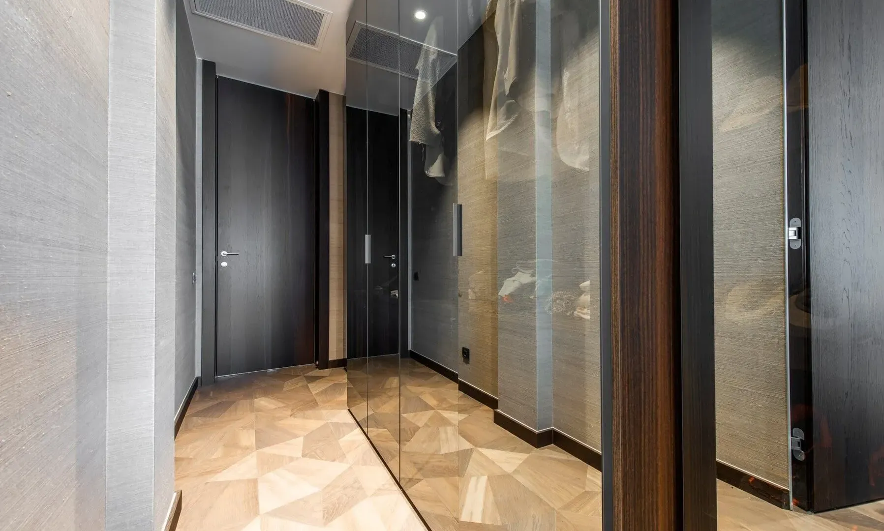 Sale, four bedroom apartment, 500m², Đuraševići, Tivat
