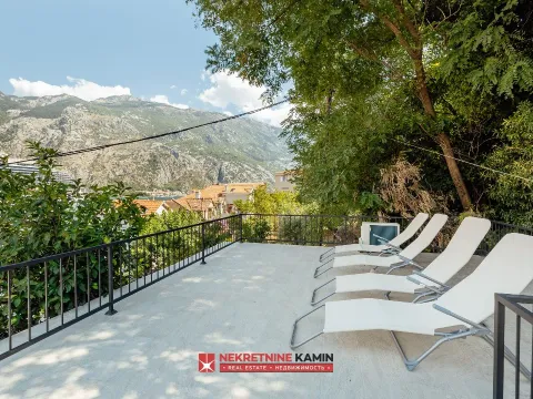 Sale, three bedroom apartment, 103m², Muo, Kotor - image 11