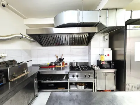 Sale, office space, 43m², City Kvart, Podgorica - image 11