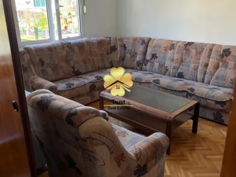 Rent, two bedroom apartment, 76m², Stari Aerodrom, Podgorica - image 1