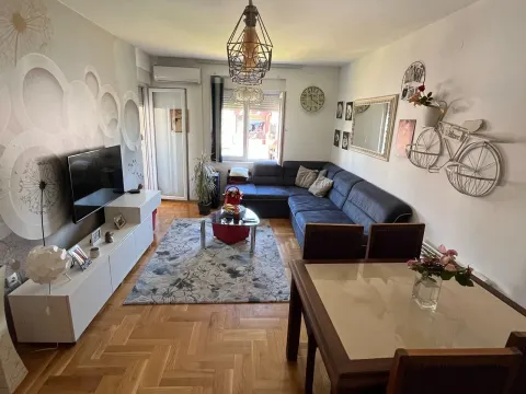 Prodaja, jednosoban stan, 51m², Tuški Put, Podgorica - image 13