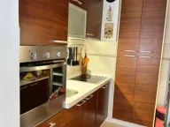 Prodaja, trosoban stan, 81m², Stari Aerodrom, Podgorica - image 5