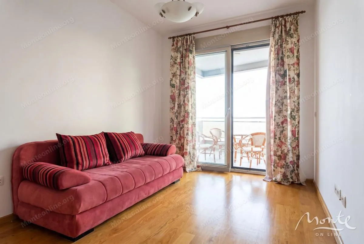 Sale, three bedroom apartment, 98m², Bečići, Budva