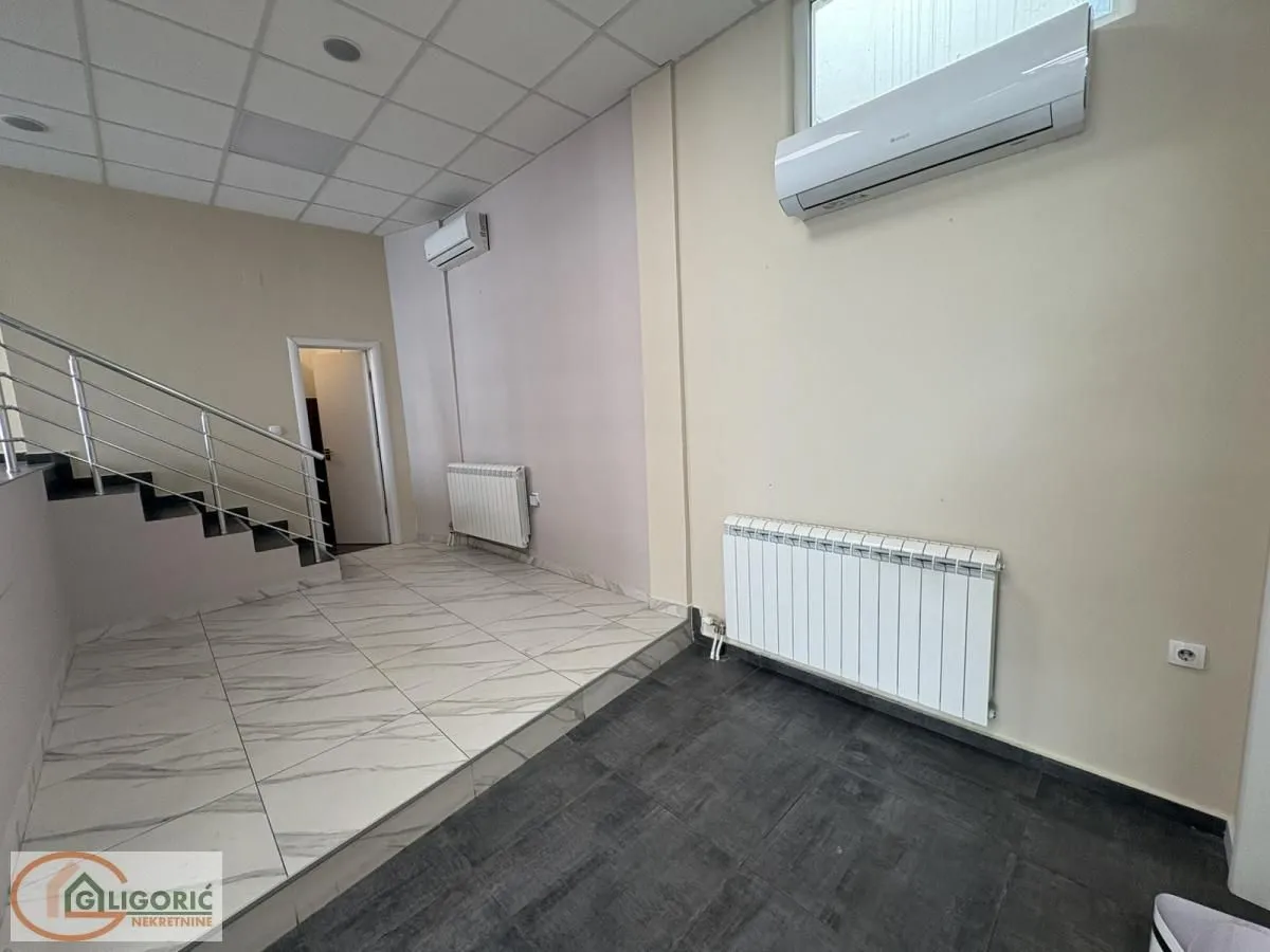 Rent, office space, 90m², Crveni Krst, Beograd