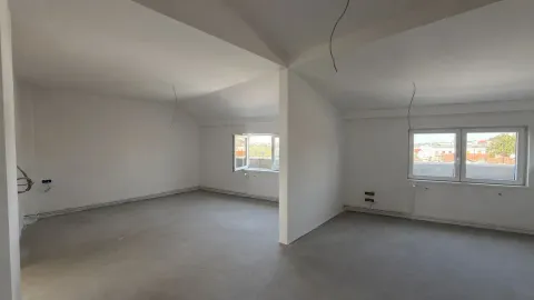 Prodaja, četvorosoban stan, 75m², Kosančićev Venac, Beograd - image 2