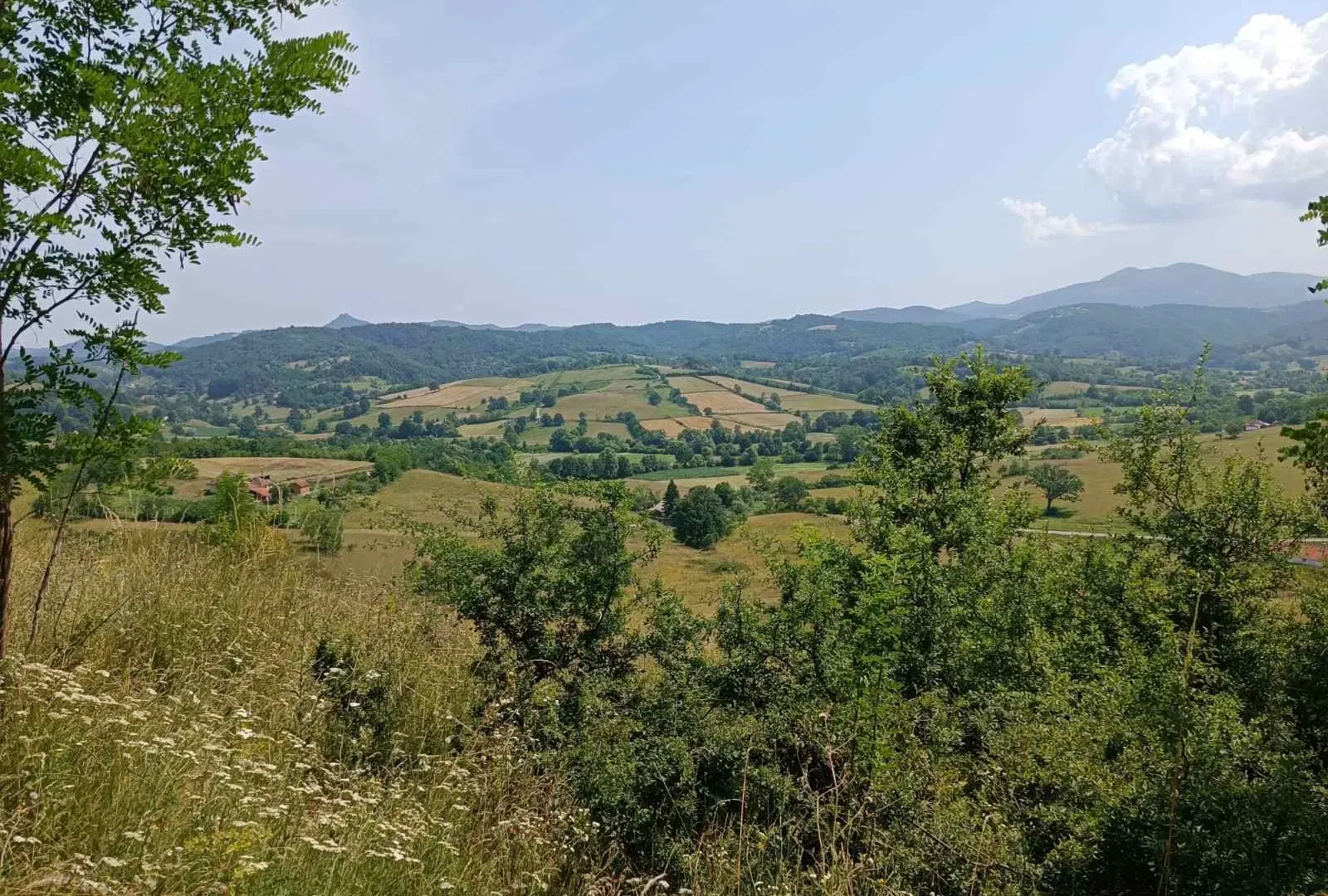Prodaja, kuća, 360m², Ugrinovci, Gornji Milanovac