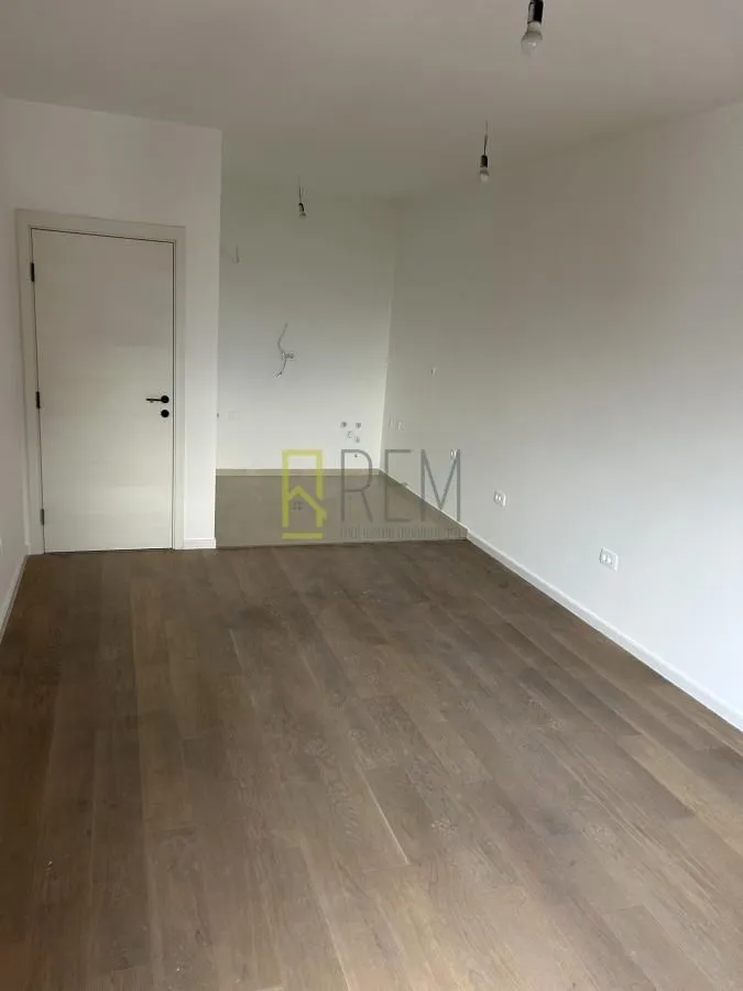 Prodaja, jednosoban stan, 44m², Stari Aerodrom, Podgorica