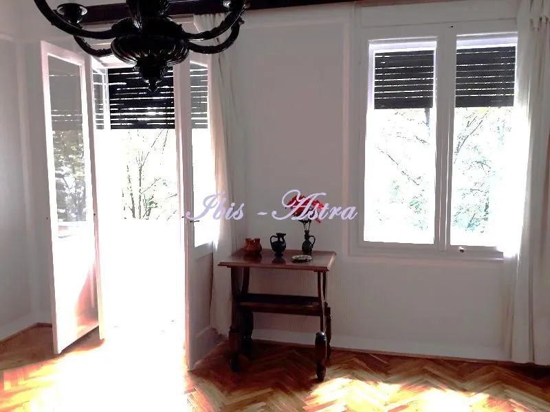 Izdavanje, trosoban stan, 87m², Vračar Hram, Vračar Sve Podlokacije