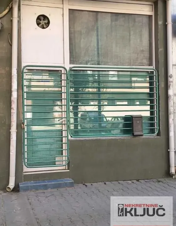 Izdavanje, poslovni prostor, 24m², Nova Detelinara, Novi Sad Sve Podlokacije