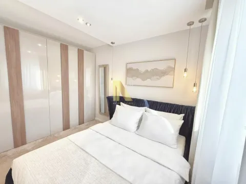 Izdavanje, trosoban stan, 69m², Bulevar Evrope, Novi Sad Sve Podlokacije - image 7