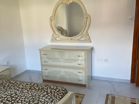 Izdavanje, jednosoban stan, 70m², Dumidran, Tivat - image 4