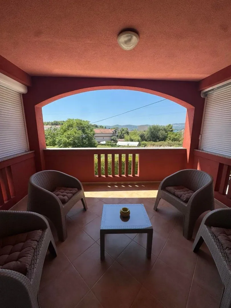 Rent, two bedroom apartment, 80m², Tivat, Crna Gora