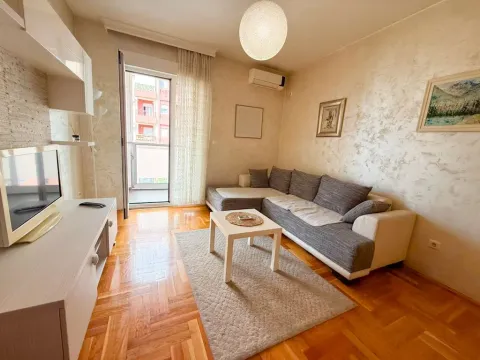 Rent, one bedroom apartment, 43m², Zabjelo, Podgorica - image 1