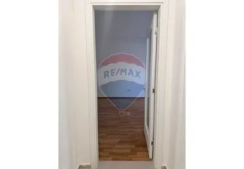 Prodaja, dvosoban stan, 70m², Stari Aerodrom, Podgorica - image 7