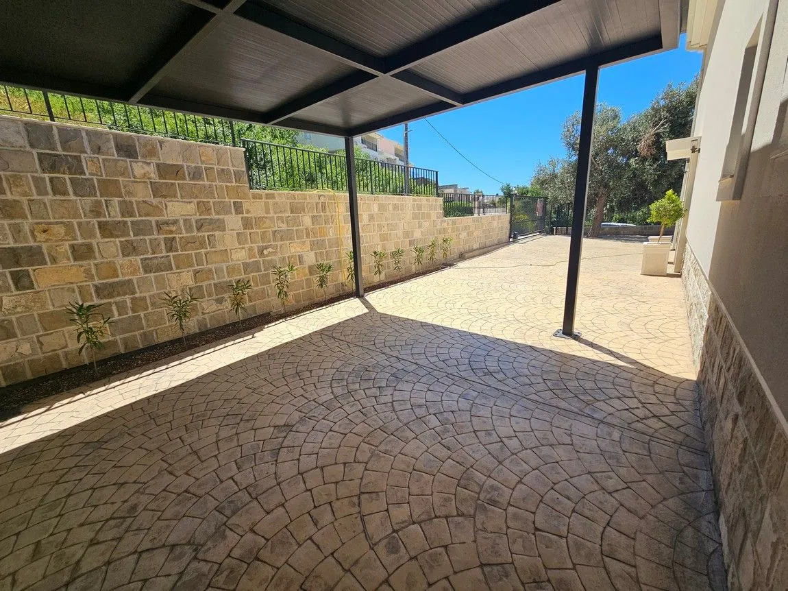 Sale, house, 430m², Blizikuće, Budva