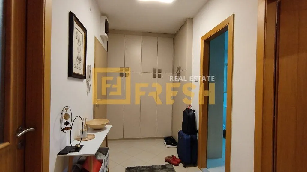 Prodaja, jednosoban stan, 56m², Blok 9, Podgorica