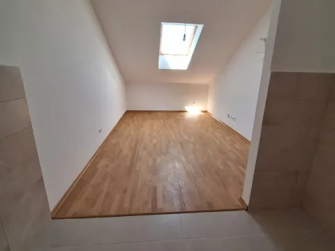 Sale, one bedroom apartment, 41m², Stari Aerodrom, Podgorica - image 3