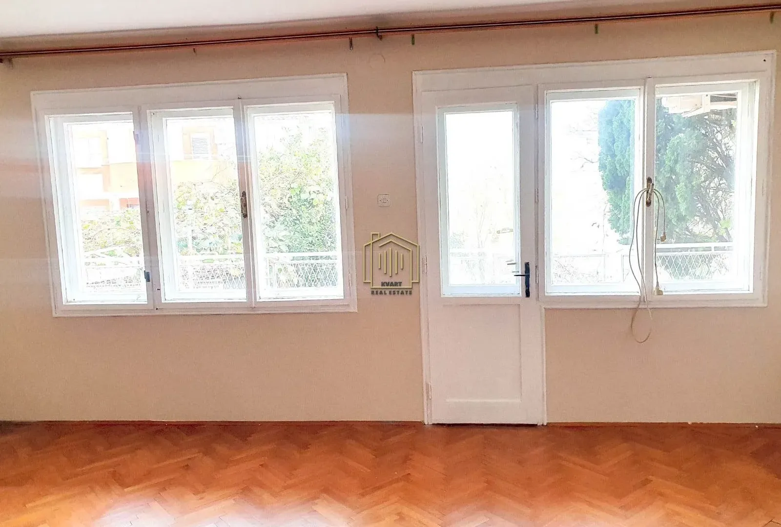 Rent, apartment, 150m², Momišići, Podgorica