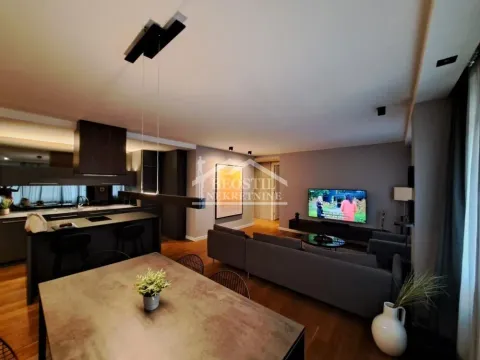 Prodaja, dvosoban stan, 61m², Novi Beograd Blok 38, Novi Beograd Sve Podlokacije - image 3