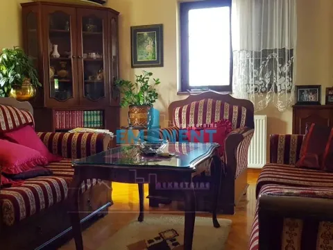 Prodaja, kuća, 465m², Voždovac Sve Podlokacije, Beograd - image 14