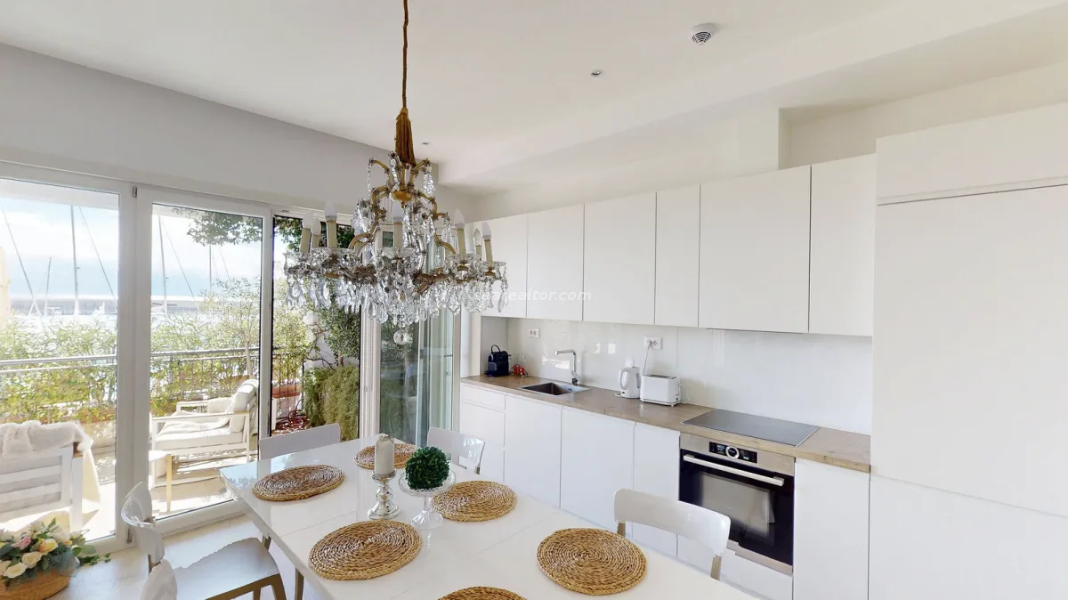 Prodaja, dvosoban stan, 120m², Luštica Bay, Tivat