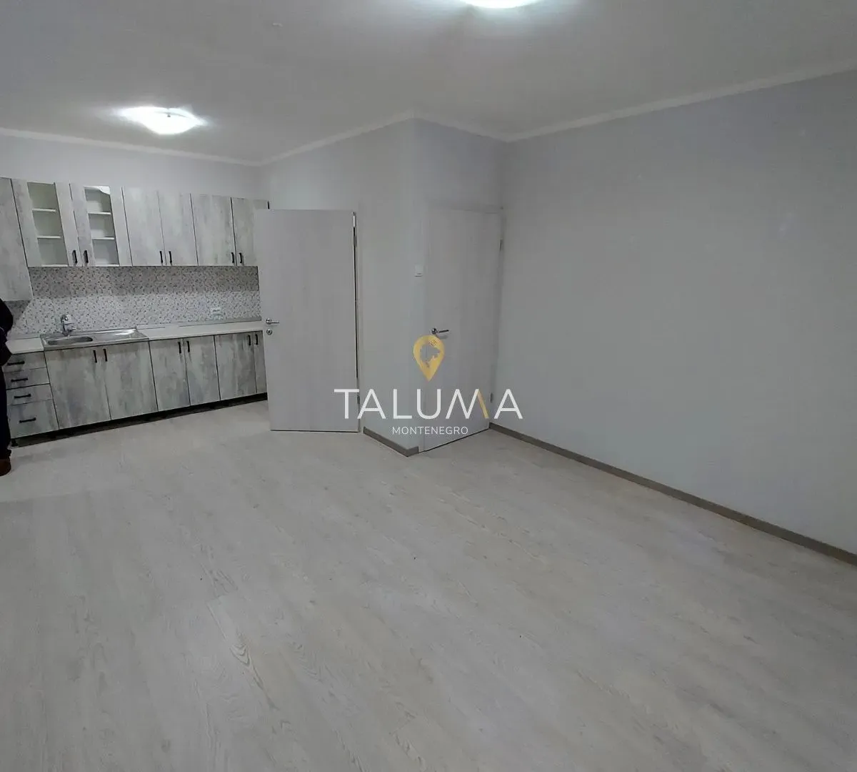 Izdavanje, jednosoban stan, 45m², Preko Morače, Podgorica