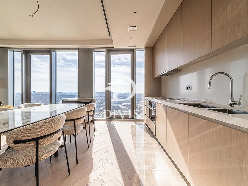Prodaja, četvorosoban stan, 164m², Beograd Na Vodi, Beograd