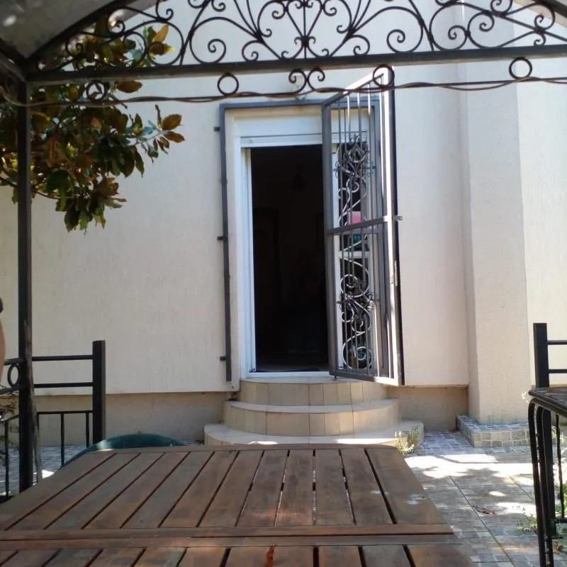 Prodaja, kuća, 180m², Sutomore, Bar