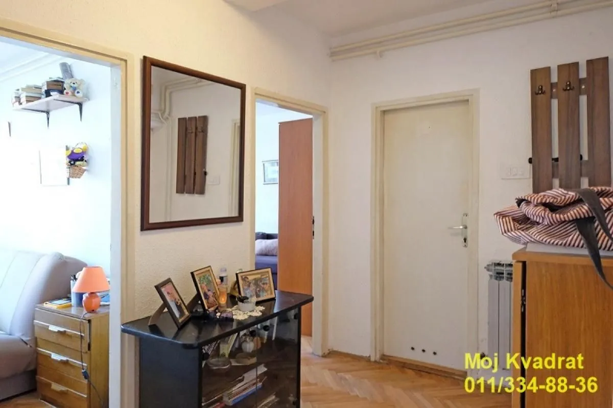Sale, three bedroom apartment, 68m², Karaburma, Palilula Sve Podlokacije