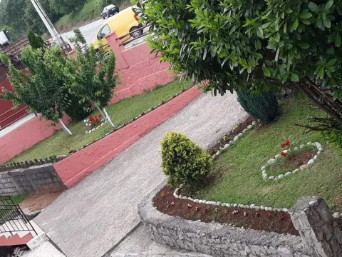 Rent, four bedroom apartment, 175m², Gornja Gorica, Podgorica - image 3