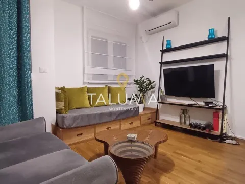 Rent, one bedroom apartment, 52m², City Kvart, Podgorica - image 1