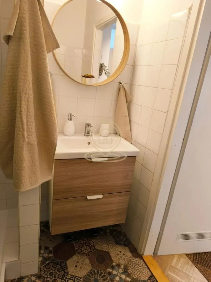 Rent, one bedroom apartment, 34m², Stari Grad, Beograd