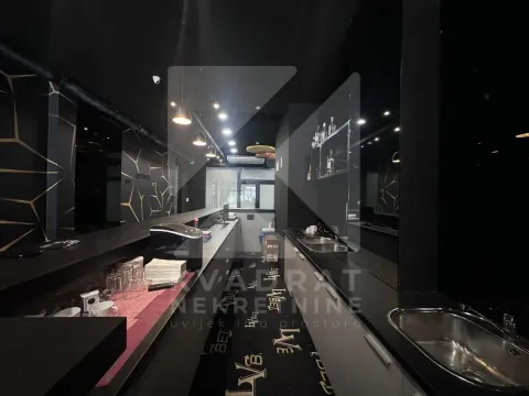 Sale, office space, 192m², City Kvart, Podgorica - image 4