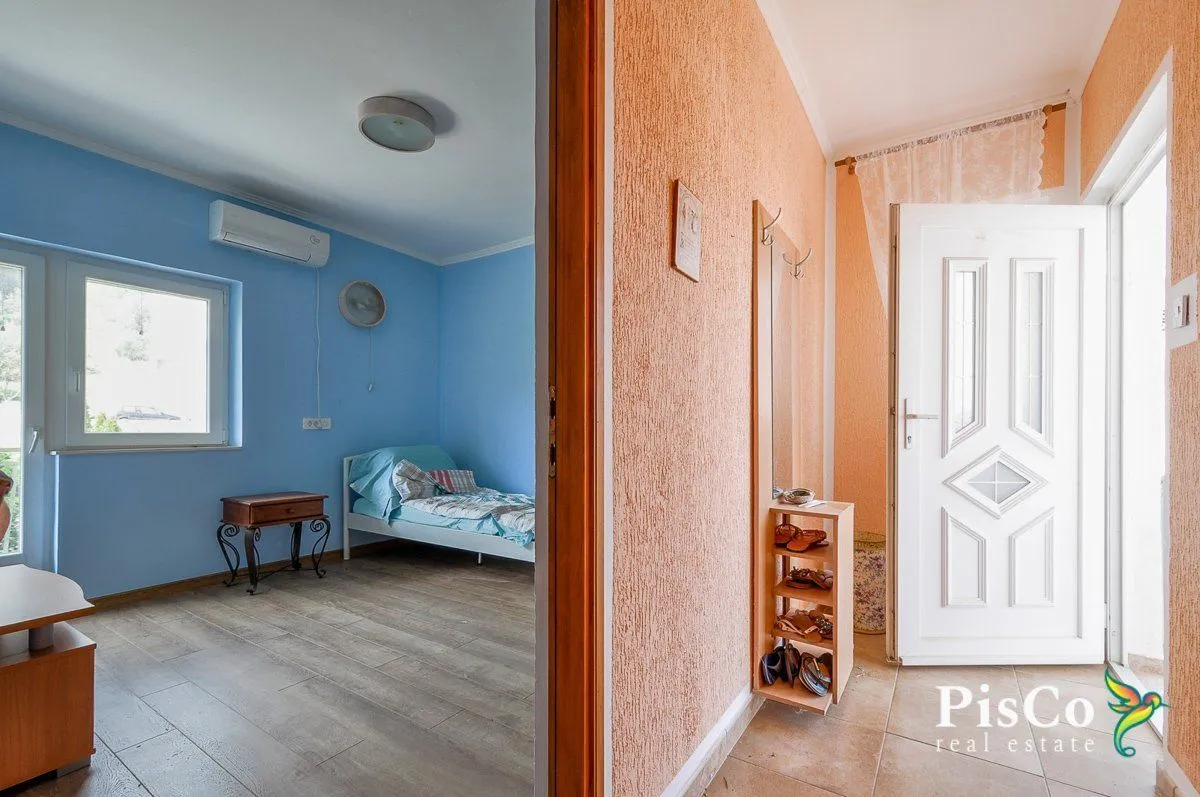 Prodaja, kuća, 181m², Herceg Novi, Crna Gora