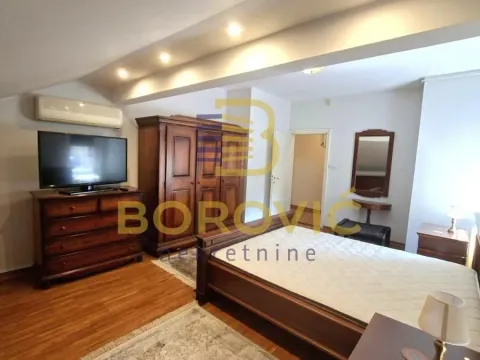 Rent, apartment, 220m², Savski Venac, Beograd - image 9