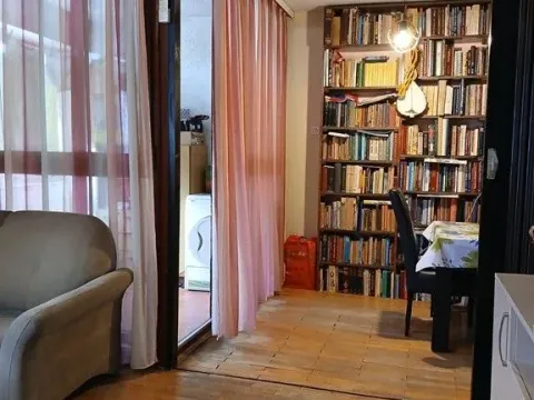 Prodaja, dvosoban stan, 80m², Blok 5, Podgorica - image 2