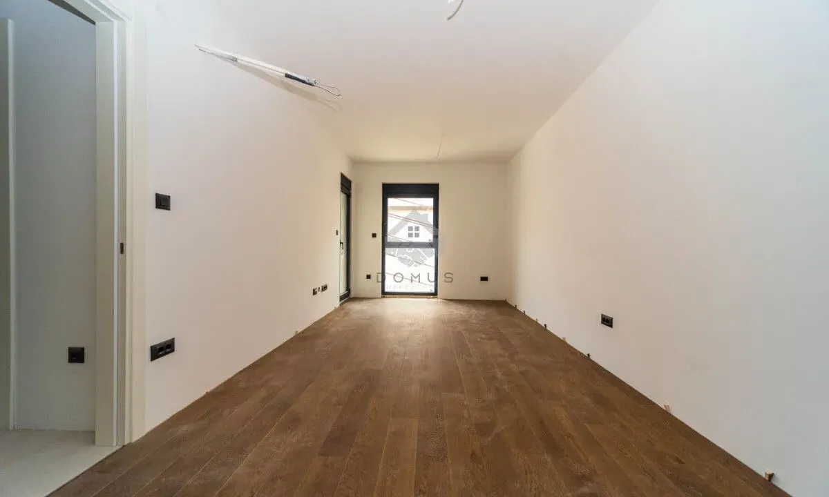 Izdavanje, poslovni prostor, 45m², Centar, Podgorica