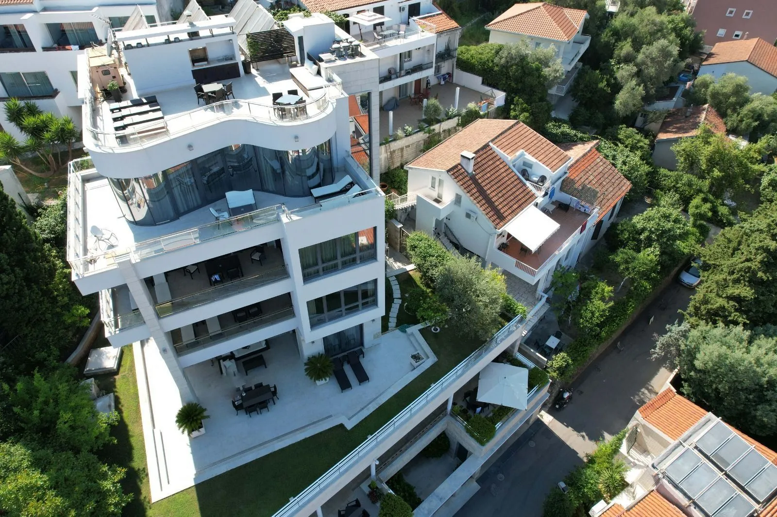 Rent, two bedroom apartment, 162m², Budva, Crna Gora