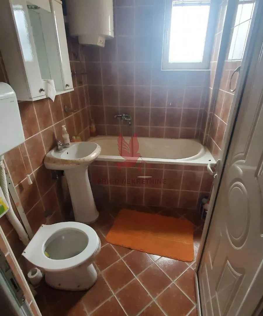 Sale, house, 400m², Mladenovac, Beograd