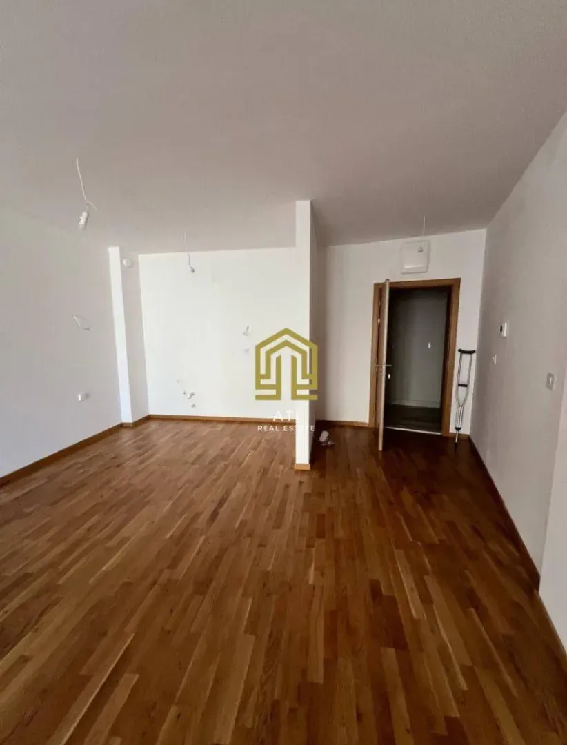 Prodaja, dvosoban stan, 62m², Bečići, Budva