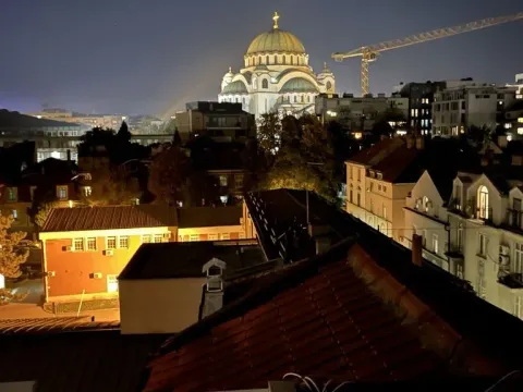 Izdavanje, četvorosoban stan, 173m², Vračar Hram, Vračar Sve Podlokacije - image 20