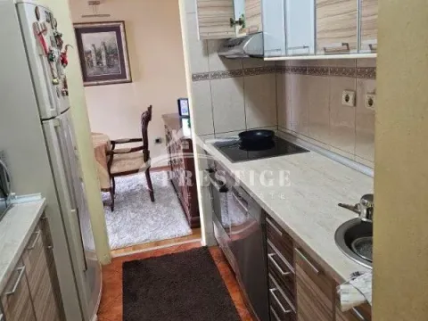 Izdavanje, dvosoban stan, 86m², Blok 5, Podgorica - image 10