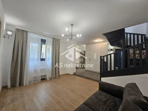 Izdavanje, kuća, 124m², Slavija, Vračar Sve Podlokacije - image 2