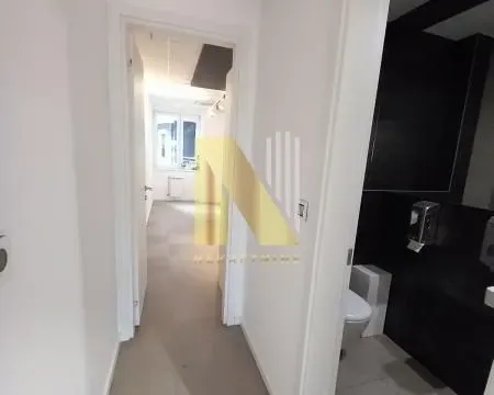 Izdavanje, poslovni prostor, 259m², Bulevar Evrope, Novi Sad Sve Podlokacije - image 17